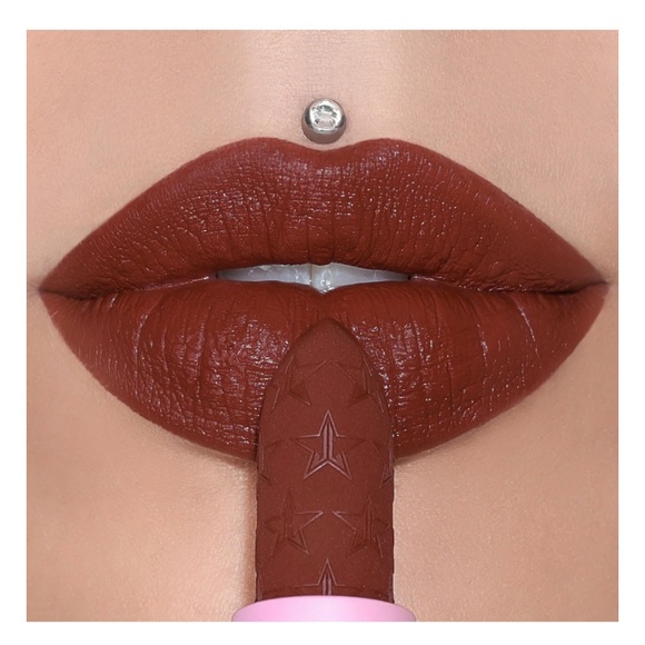 New in Box Jeffree Star Velvet Trap Lipstick in Unicorn Blood dark matte red - Picture 1 of 7
